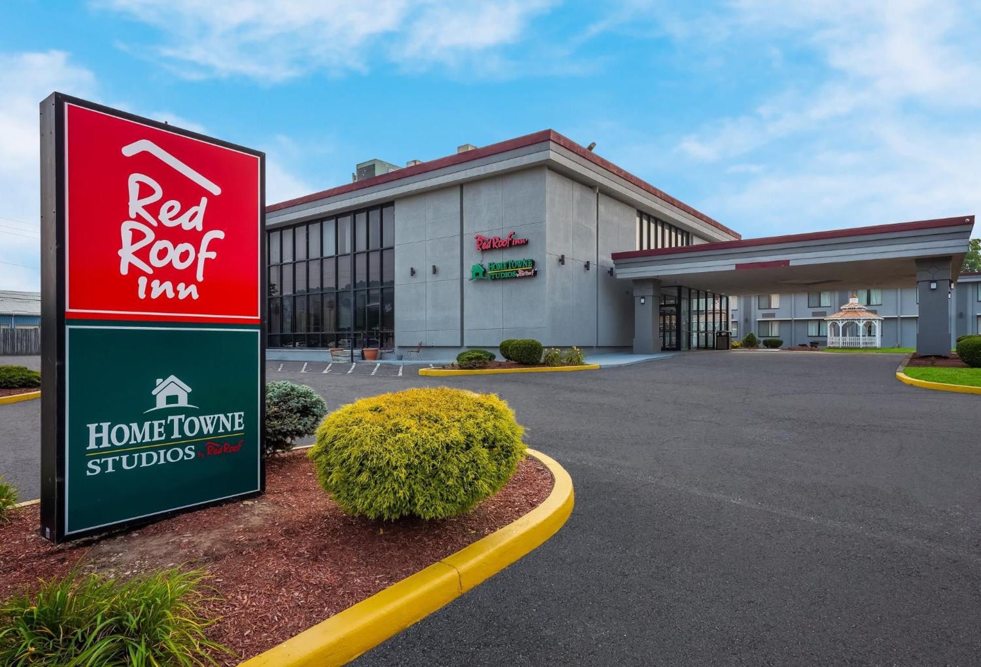 Red Roof Inn Painted Post Экстерьер фото