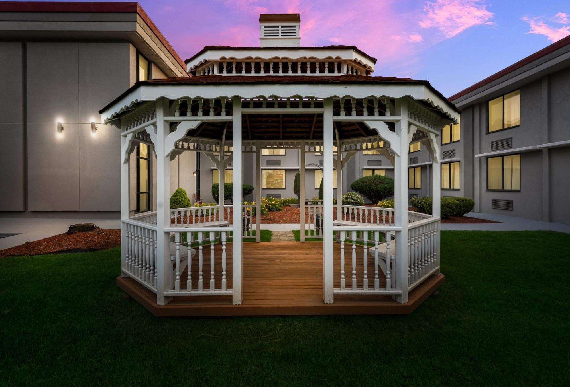 Red Roof Inn Painted Post Экстерьер фото